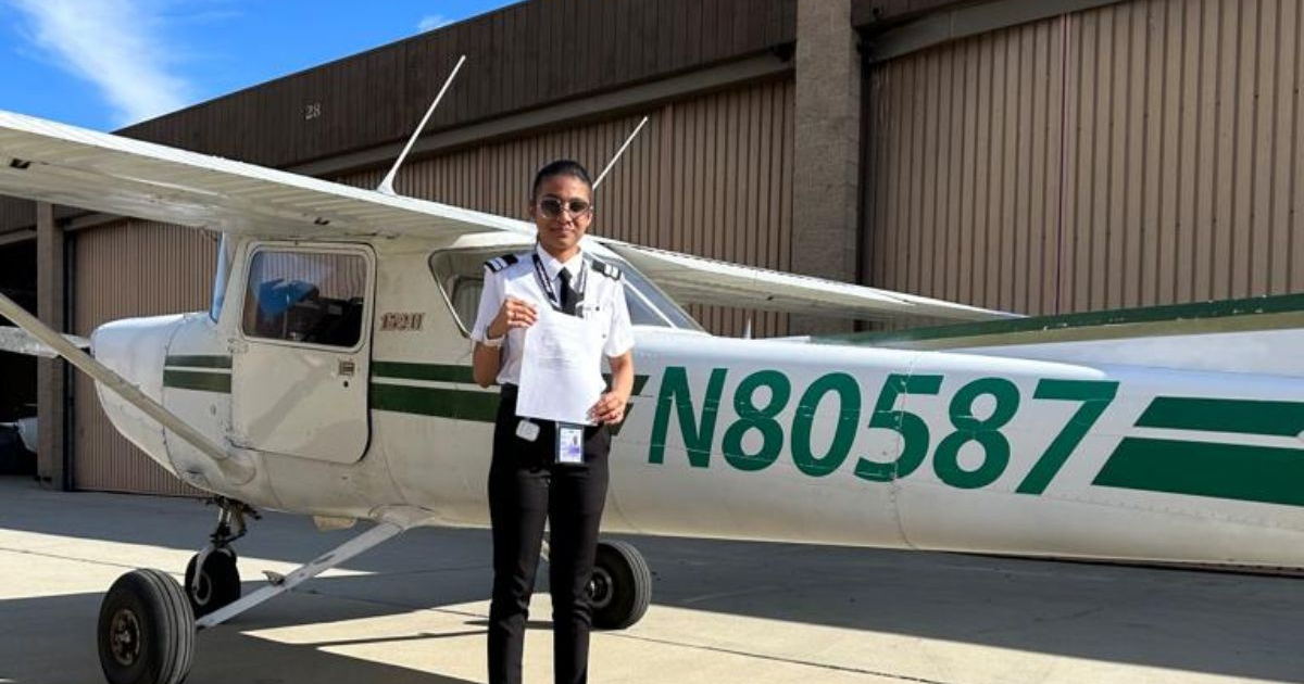 Mumbai Teen Anshika Aashish Mangal becomes Fastest Indian Female to Complete Commercial Pilot Training in USA